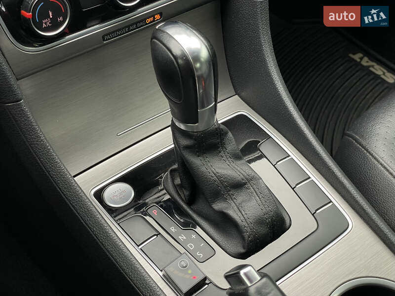 Volkswagen Passat 2013