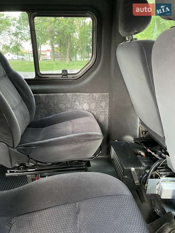 Nissan Primastar 2013