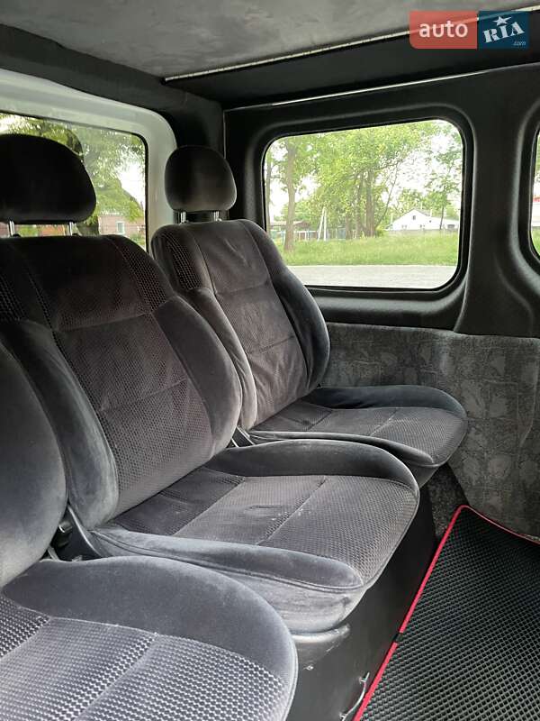 Nissan Primastar 2013