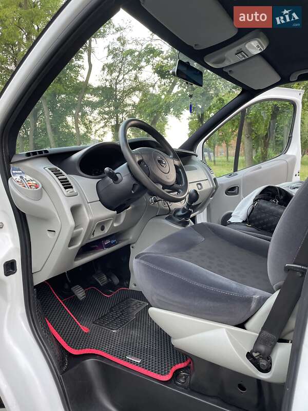 Nissan Primastar 2013