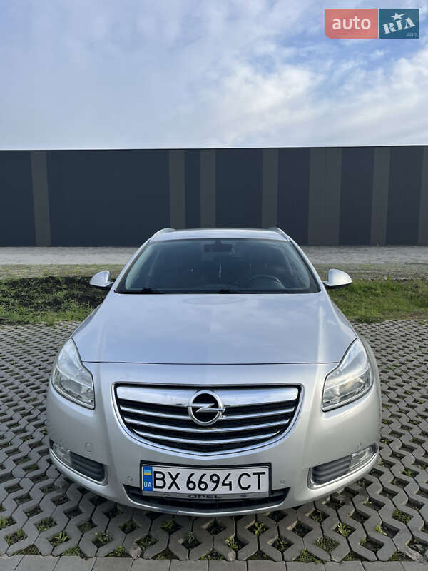 Opel Insignia 2011