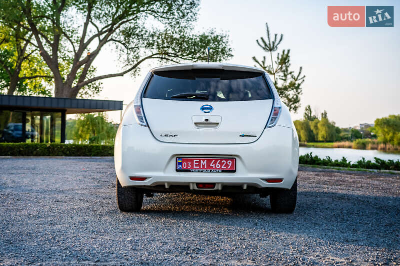 Nissan Leaf 2014
