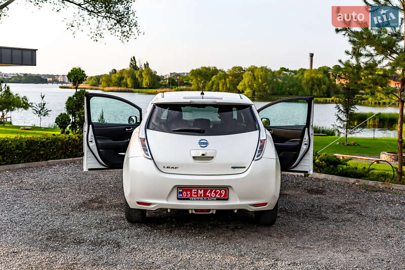Nissan Leaf 2014