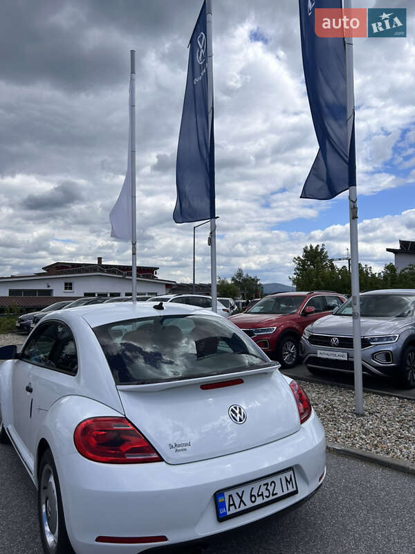 Volkswagen Beetle 2015