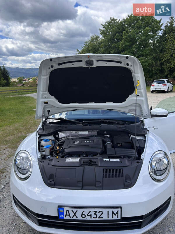 Volkswagen Beetle 2015