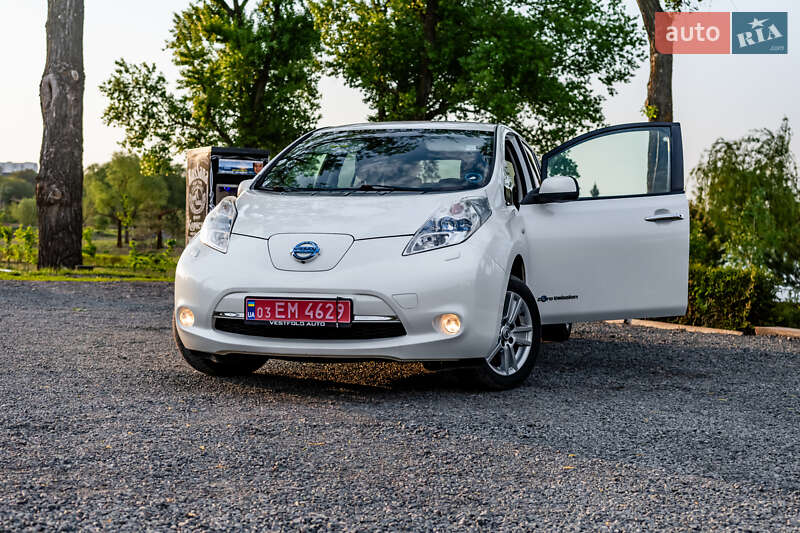 Nissan Leaf 2014