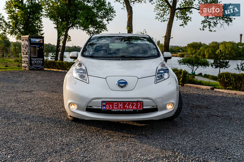 Nissan Leaf 2014