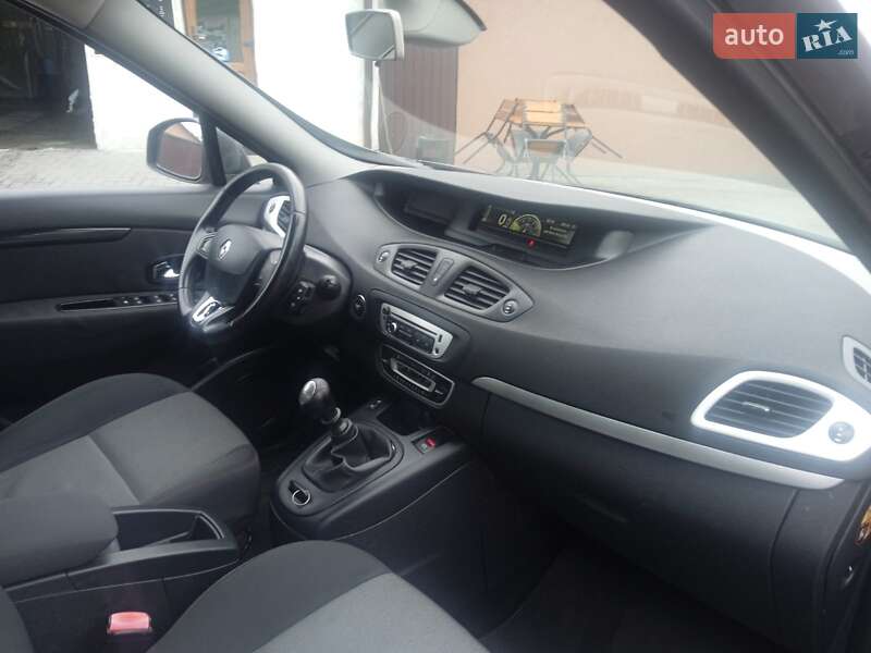 Renault Scenic 2014