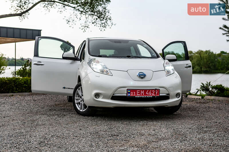Nissan Leaf 2014