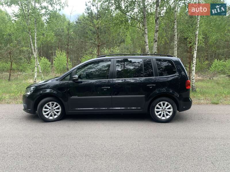 Volkswagen Touran 2011