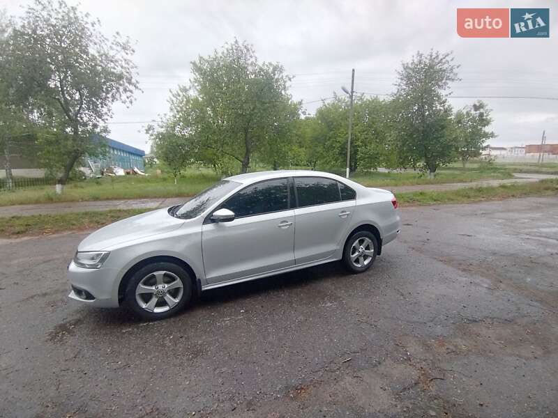 Volkswagen Jetta 2012