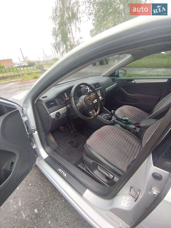 Volkswagen Jetta 2012