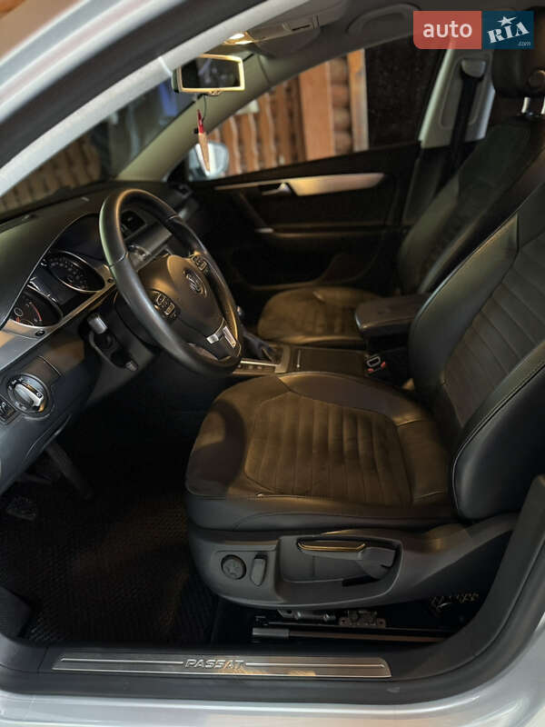 Volkswagen Passat 2012