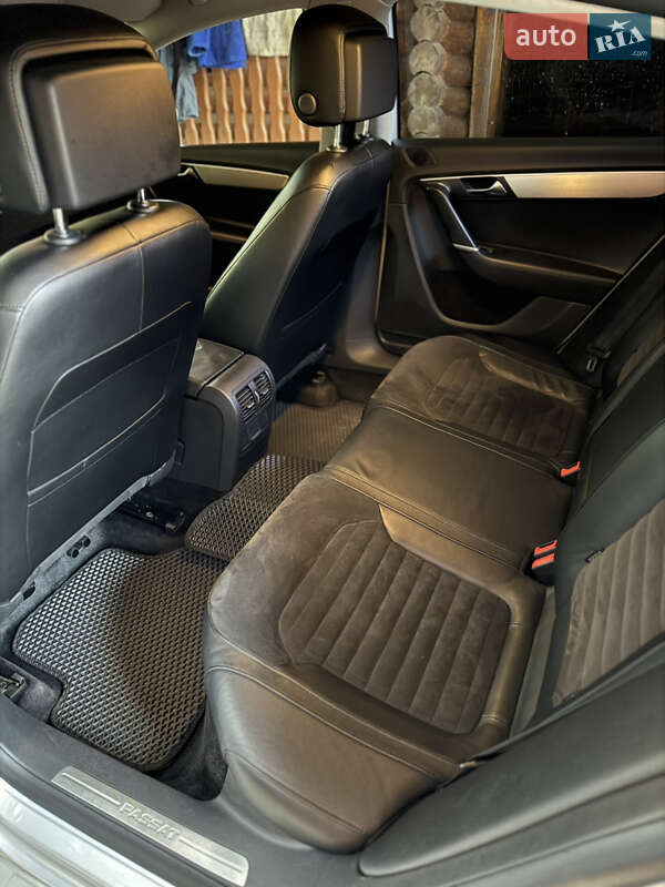 Volkswagen Passat 2012