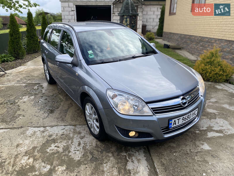 Opel Astra 2008