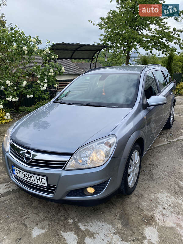 Opel Astra 2008