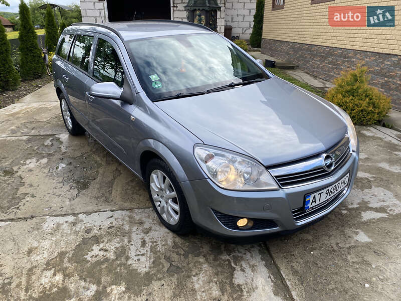 Opel Astra 2008