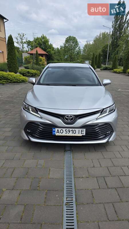 Toyota Camry 2020