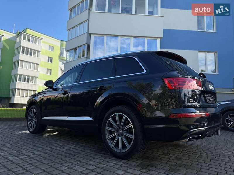 Audi Q7 2018