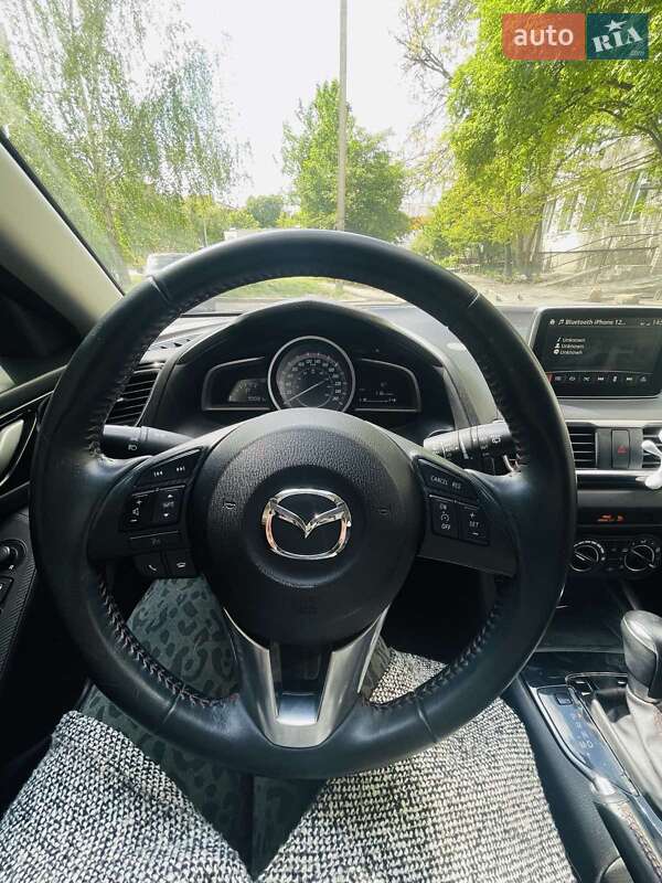 Mazda 3 2015
