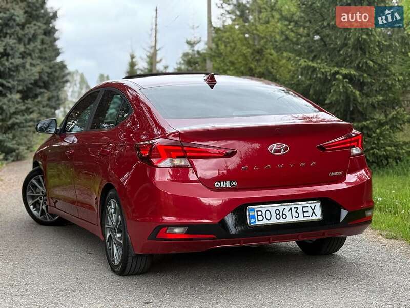 Hyundai Elantra 2018