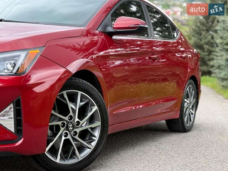 Hyundai Elantra 2018