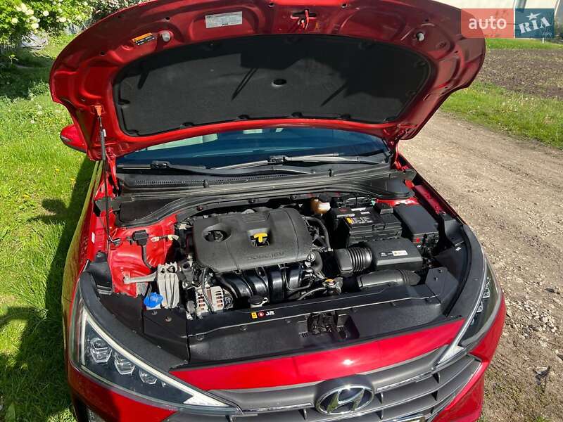 Hyundai Elantra 2018