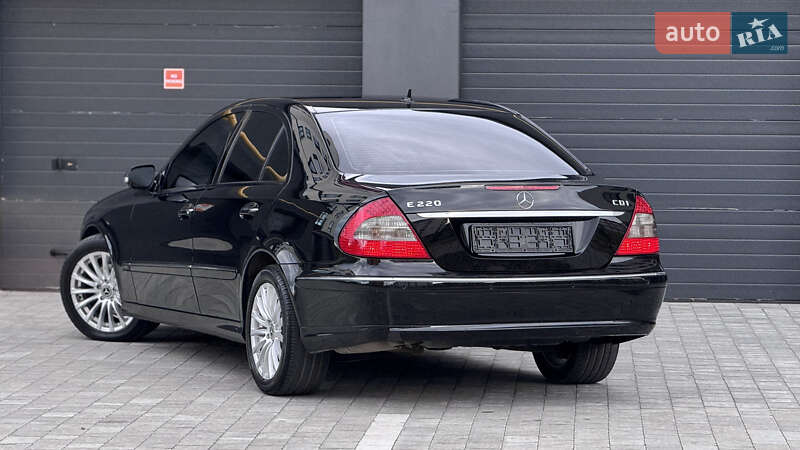 Mercedes-Benz E-Class 2008
