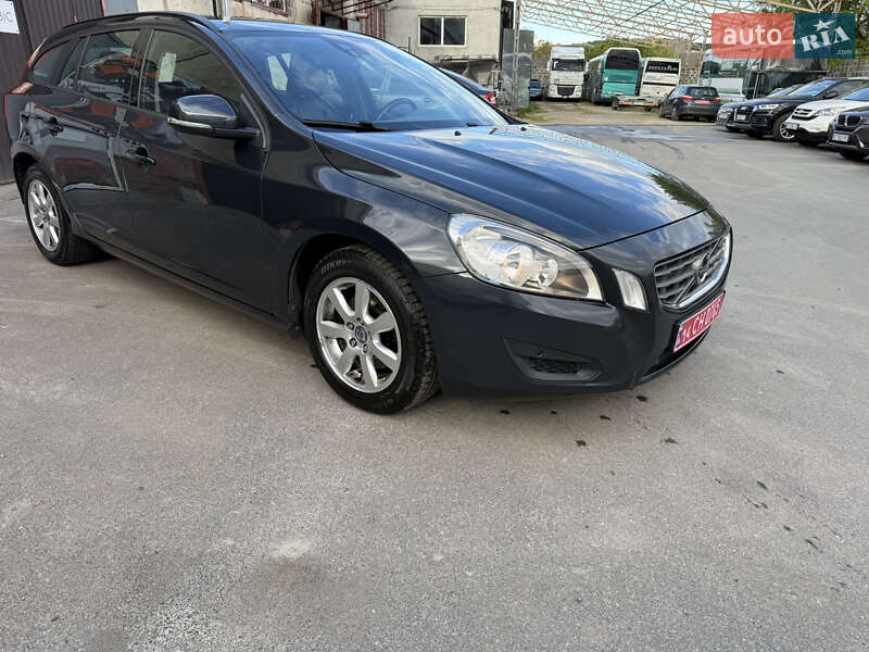 Volvo V60 2012