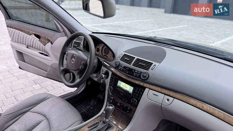 Mercedes-Benz E-Class 2008