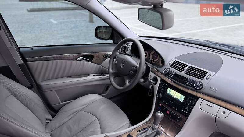 Mercedes-Benz E-Class 2008