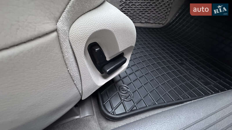 Mercedes-Benz E-Class 2008