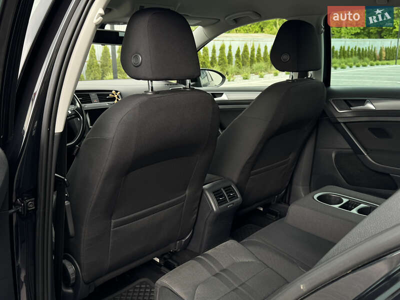 Volkswagen Golf 2014