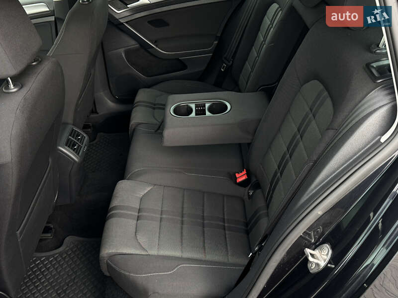 Volkswagen Golf 2014