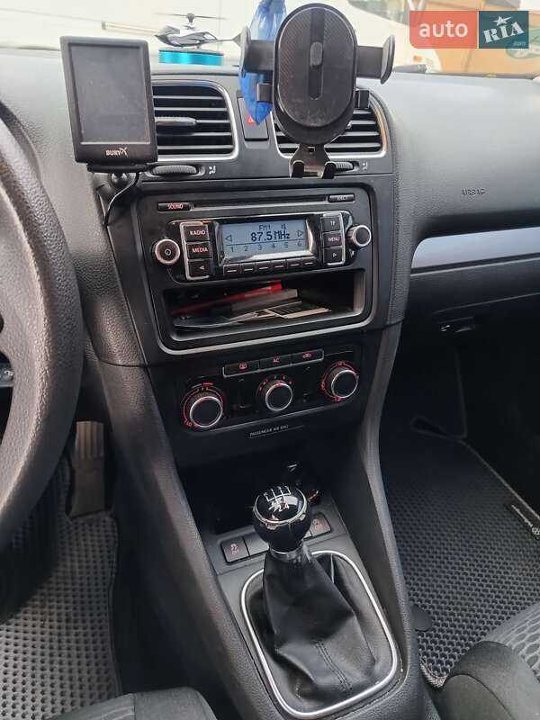 Volkswagen Golf 2010