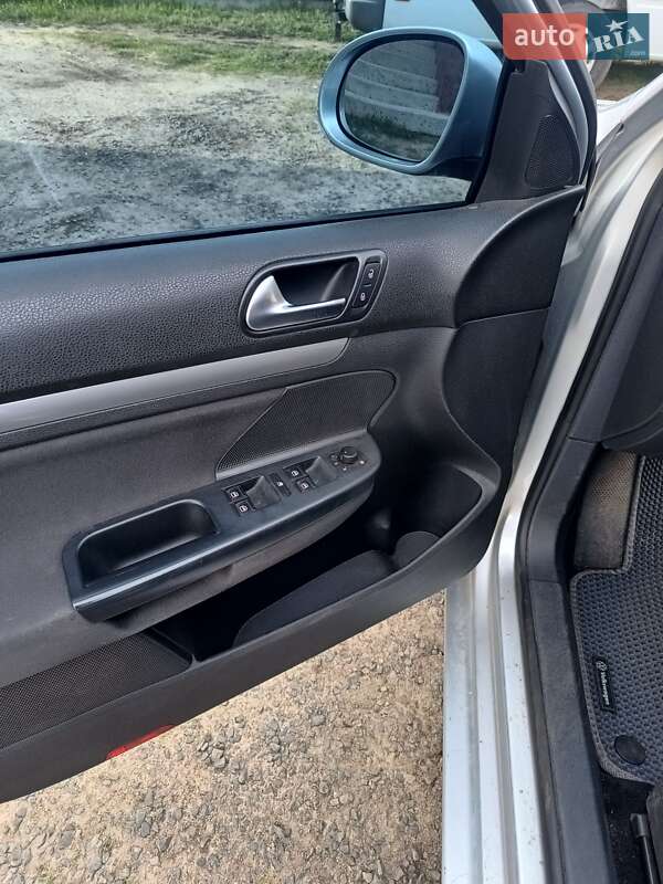 Volkswagen Golf 2010