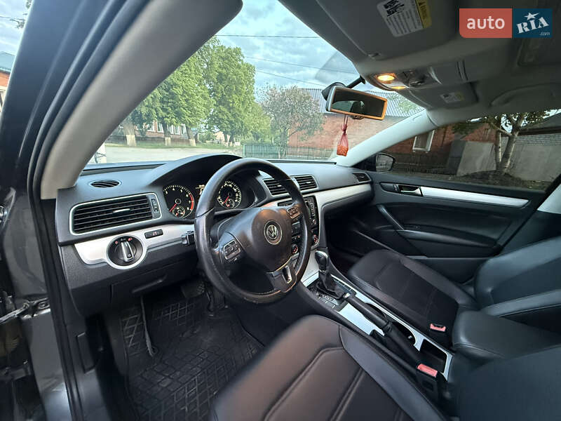 Volkswagen Passat 2012