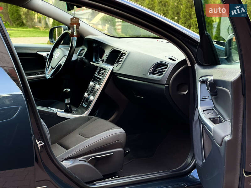 Volvo V60 2014