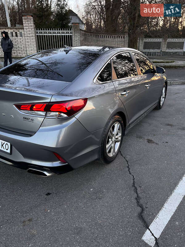 Hyundai-19