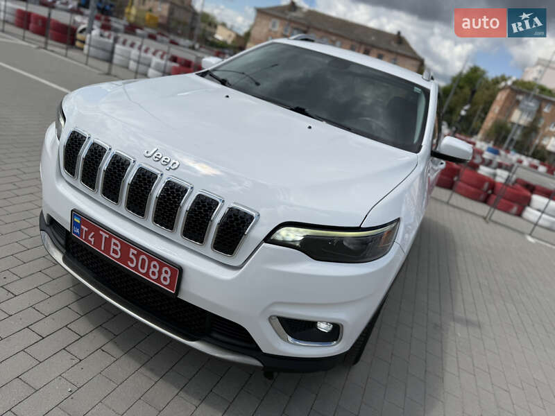 Jeep Cherokee 2020