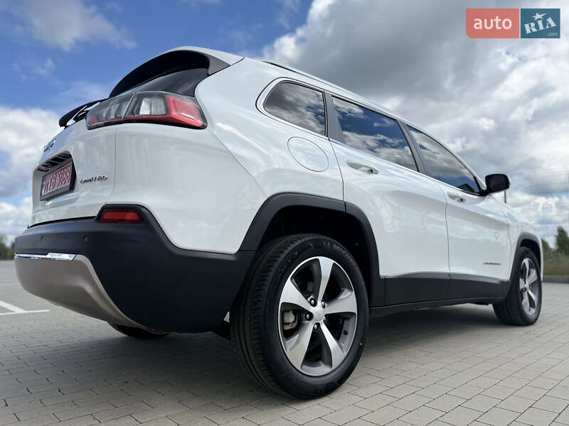 Jeep Cherokee 2020