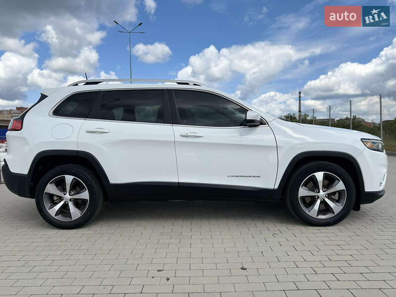 Jeep Cherokee 2020