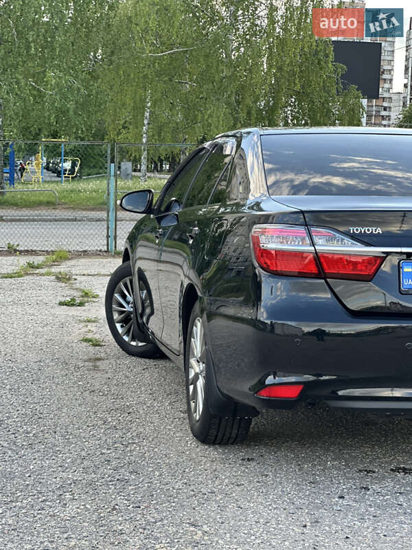 Toyota Camry 2014
