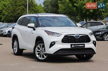 Toyota Highlander 2020