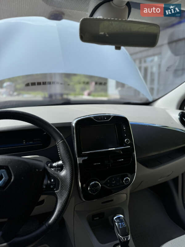 Renault Zoe 2013