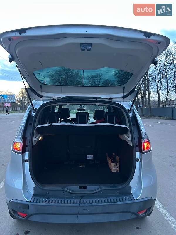 Renault Megane Scenic 2014