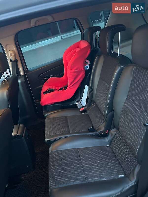 Renault Megane Scenic 2014