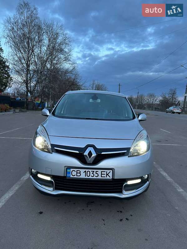 Renault Megane Scenic 2014