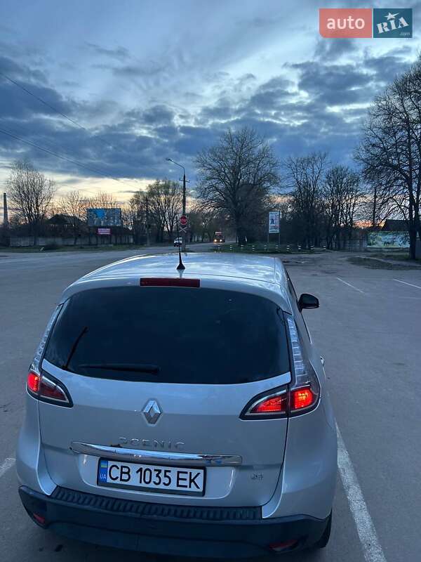 Renault Megane Scenic 2014