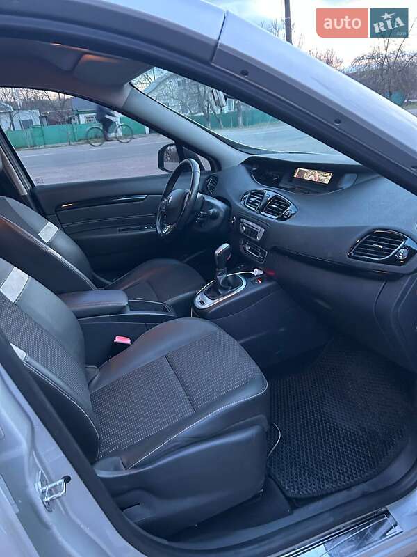 Renault Megane Scenic 2014